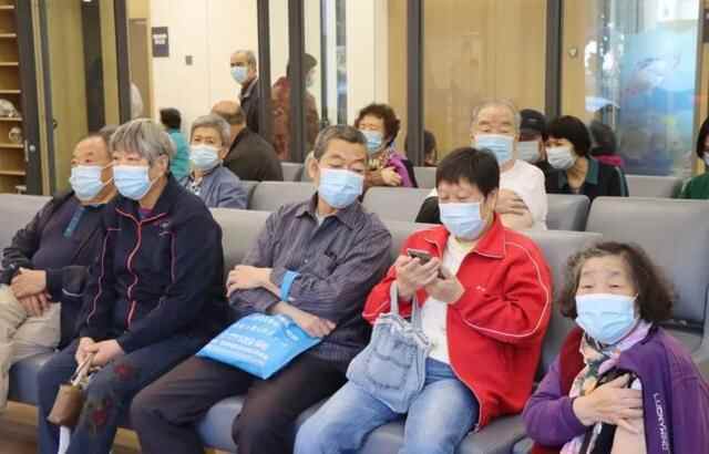 接种现场温馨有序 张店区65岁及以上老年人免费接种流感疫苗今日启动