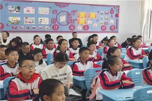 以调研促质量 以教研提水平——桓台县中小学课程与教学调研深入基层学校