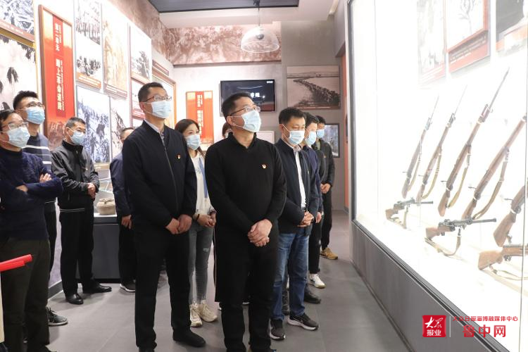桓台县政府办公室、县商务局联合开展“打卡初心路 建功新时代”主题实践活动
