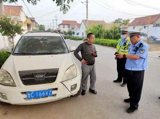 淄博桓台交警重拳出击 利用科技手段严查报废车上路