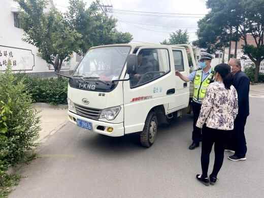 淄博桓台交警重拳出击 利用科技手段严查报废车上路