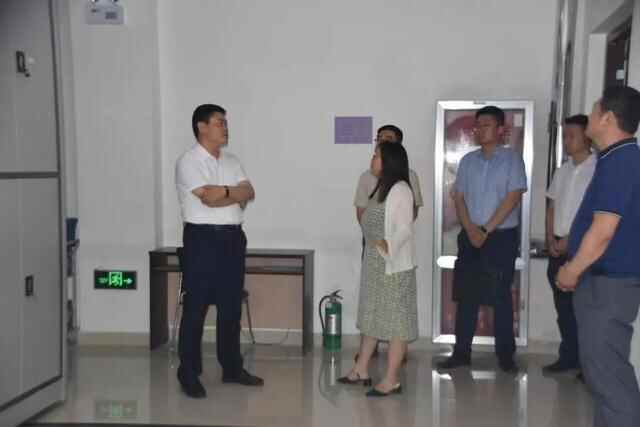 县委常委、副县长于寿磊到高青县档案馆调研