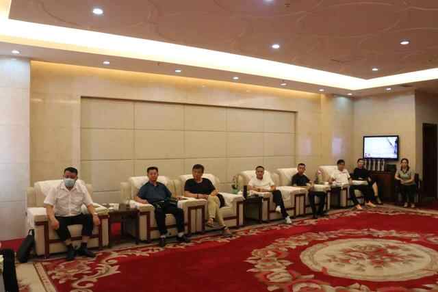 枣庄市工商联召开商协会融合发展座谈会