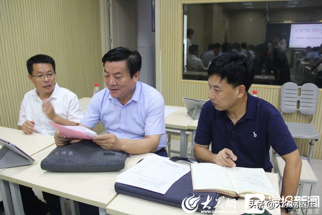 枣庄移动助力枣庄八中东校智慧教育观摩研讨会成功举行