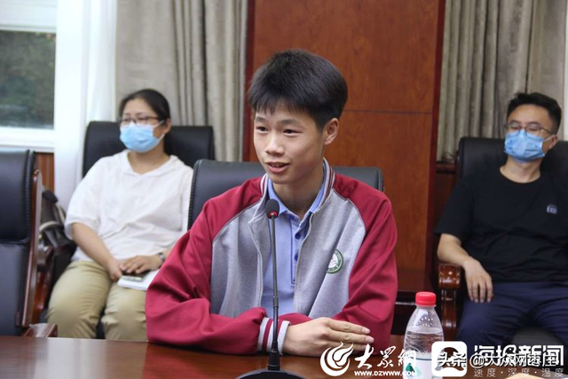 枣庄移动助力枣庄八中东校智慧教育观摩研讨会成功举行