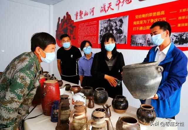 他，受到山亭区委区政府表扬