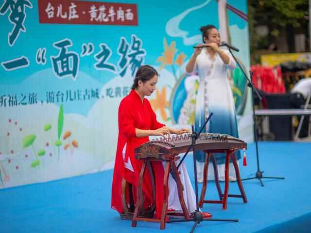 金秋寻梦！＂一碗黄花牛肉面＂为台儿庄古城带来了一场旅游热潮！