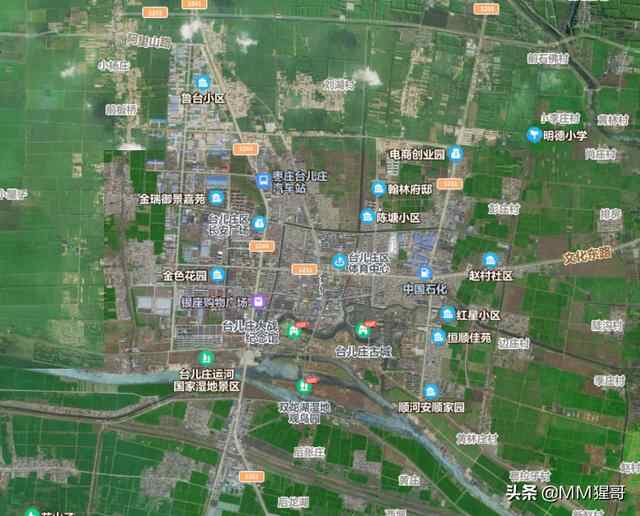 枣庄市台儿庄区，位于山东、江苏两省交界，拥有台儿庄古城景区