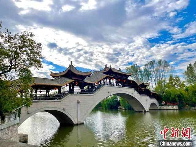 “千年运河千里行”走进台儿庄：因河而“新”的历史古城