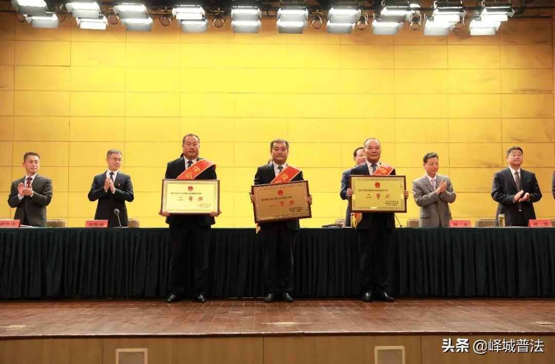 峄城召开了一个很重要的会！事关“加快发展，追赶发展”