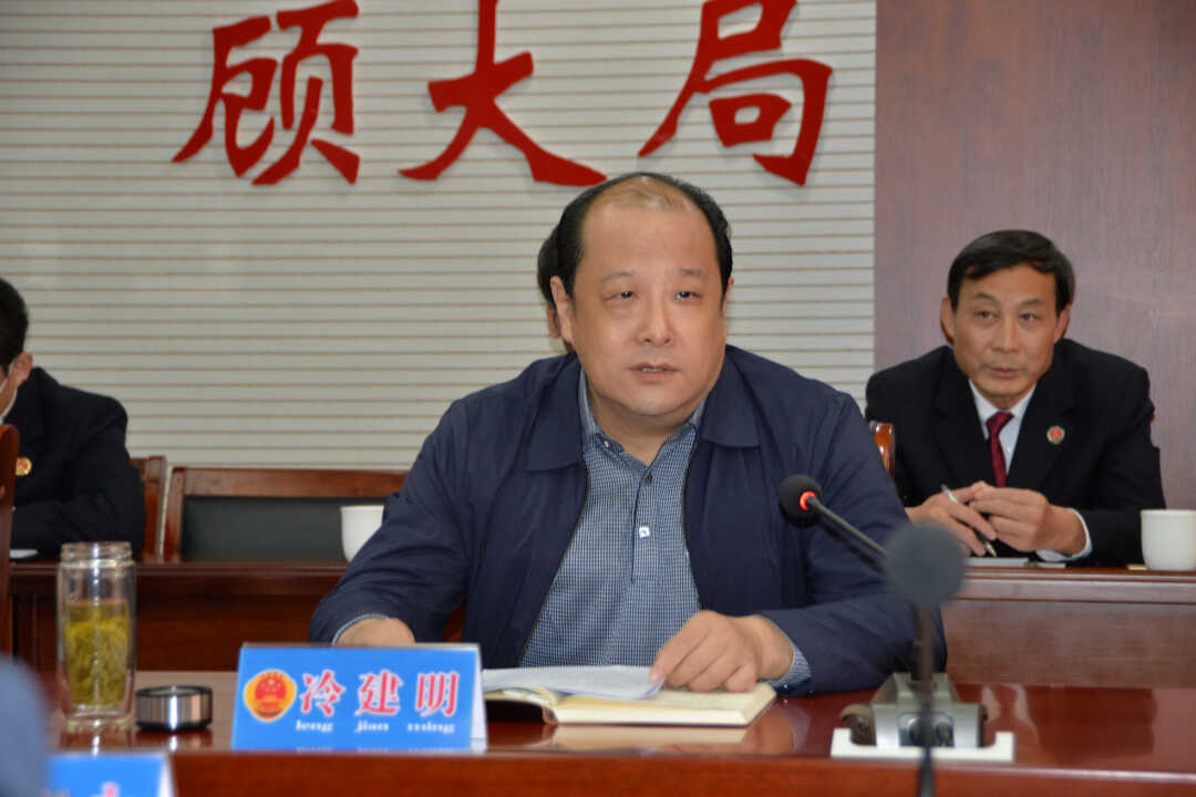 枣庄市人民**党组书记、检察长张敬艳来山亭区人民**调研工作