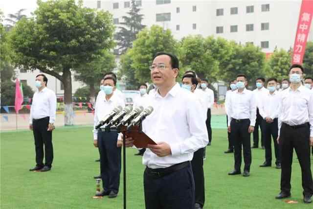 峄城8个重点项目集中开工