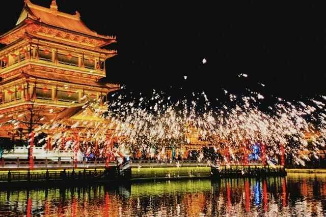 台儿庄古城“拍了拍”你，这才是夏日漫游的正确打开方式！