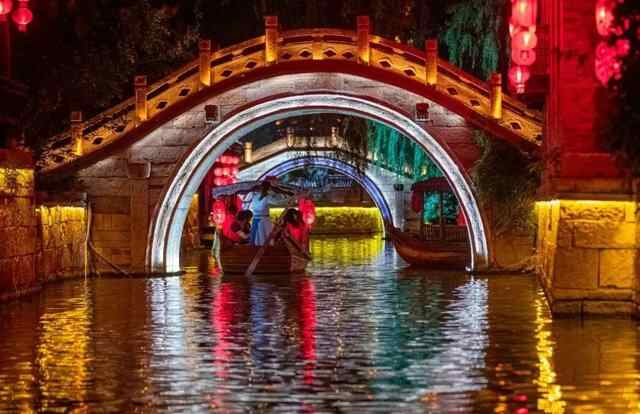 台儿庄古城“拍了拍”你，这才是夏日漫游的正确打开方式！