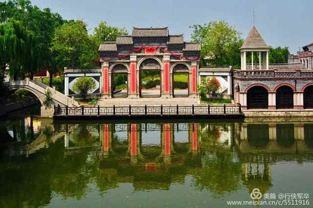 台儿庄，风景不输于江南任何一个古镇，却有着令人神经颤抖的历史