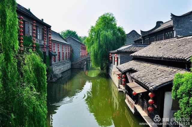 台儿庄，风景不输于江南任何一个古镇，却有着令人神经颤抖的历史