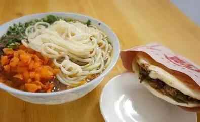 最接地气的枣庄美食盘点！10块钱就能好吃到起飞（附店铺地点）
