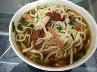 最接地气的枣庄美食盘点！10块钱就能好吃到起飞（附店铺地点）