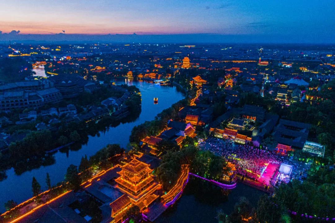 说走就走的旅行，这个秋天，来台儿庄古城吧