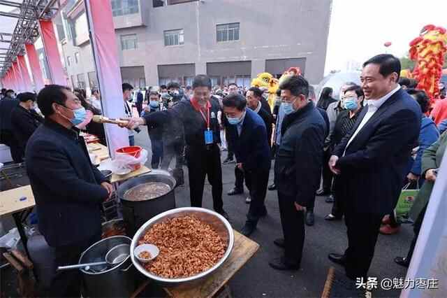 因为一只鸡，恋上一座城 中国枣庄第五届辣子鸡美食文化节热辣来袭