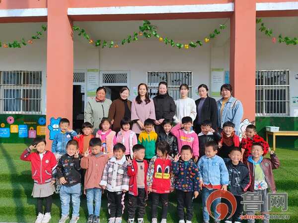 枣庄市山亭区冯卯镇中心幼儿园开展送教帮扶活动