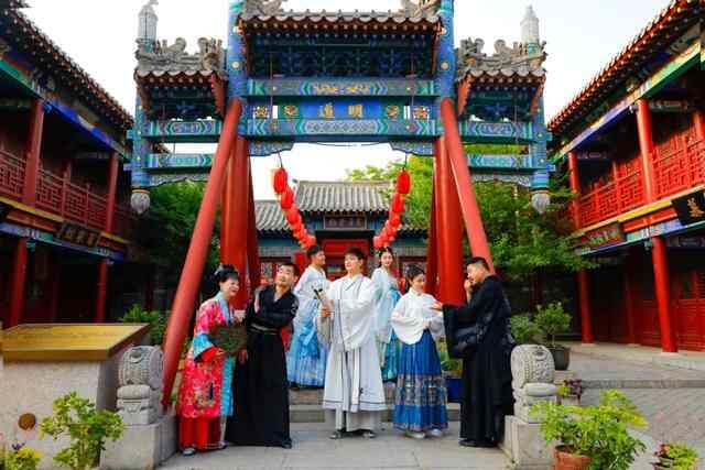 跨省游恢复！台儿庄古城门票半价优惠，周末、节假日通用！