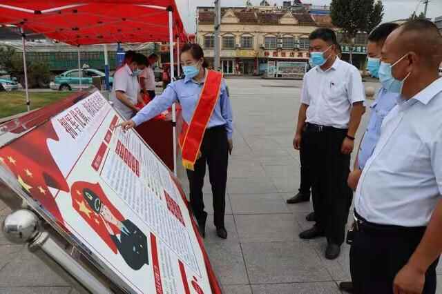 山亭区退役军人事务局联合区直单位开展“双拥法规宣传月”活动