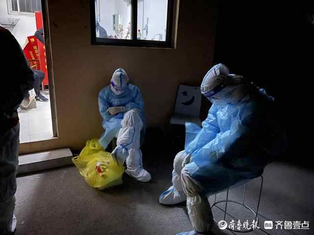 枣庄市薛城区：巾帼凌霄花“疫线”披红甲