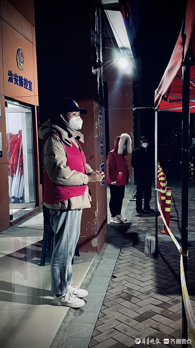 枣庄市薛城区：巾帼凌霄花“疫线”披红甲