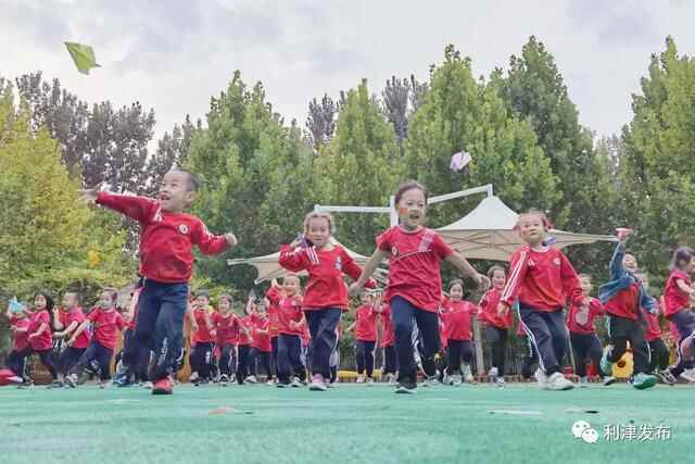 【中国红·齐鲁行】利津县各地举行丰富多彩的活动欢度国庆佳节