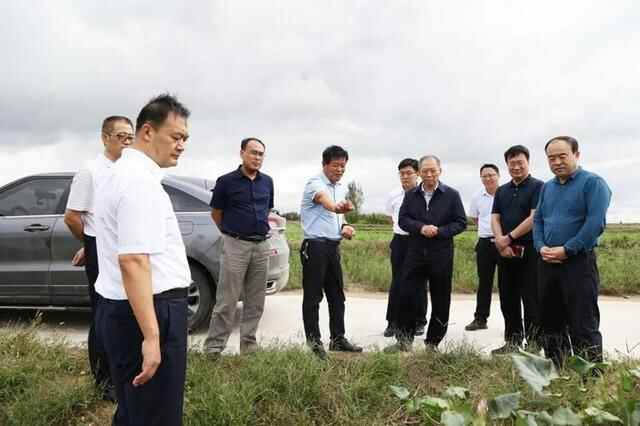 省供销社党组书记、理事会主任付伟到利津县调研