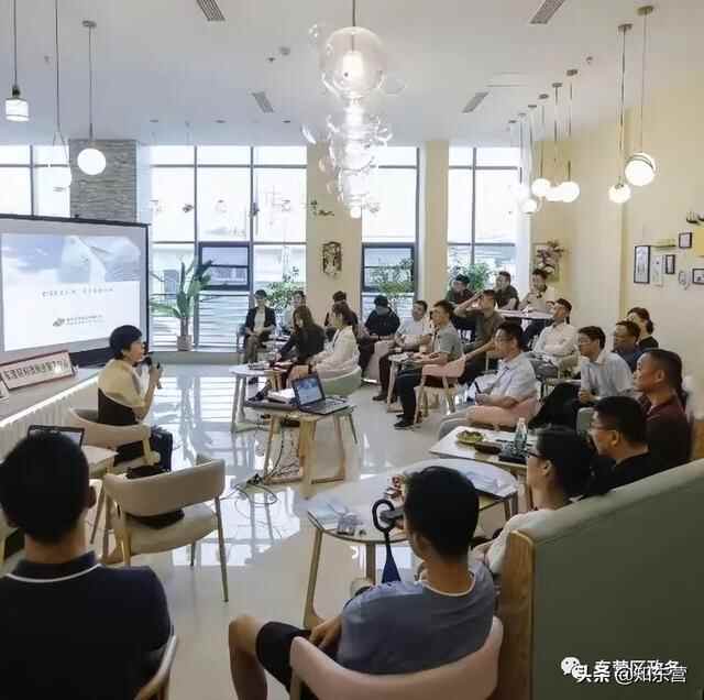 聚才汇智促发展 人才领航谱新篇——区委人才工作会议侧记