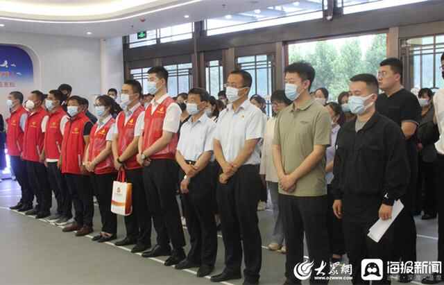 河口区退役军人就业创业之家启用仪式暨退役军人专场招聘会举行
