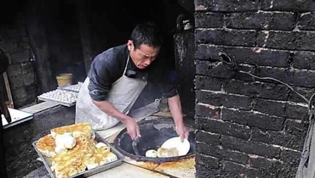 山东小镇上的传统美食，“水煮油煎”传承百年，已被评为省级非遗