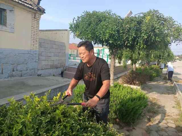 招远市农村党员干部联户“四个一”联出人居环境大提升