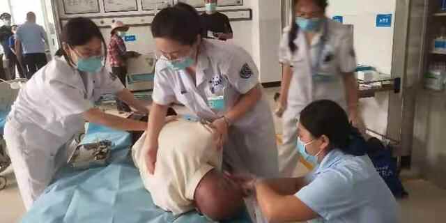 国庆我在岗 | 海阳市中医医院专家、专科、专病门诊全部正常开诊