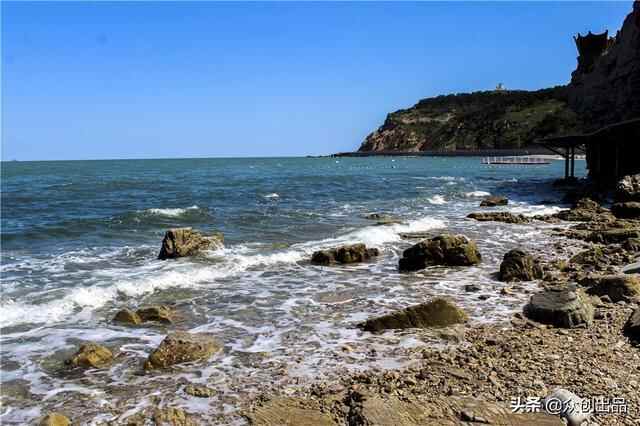 长岛县：拥有交通港口13处，港口泊位21个，有运输船舶52艘