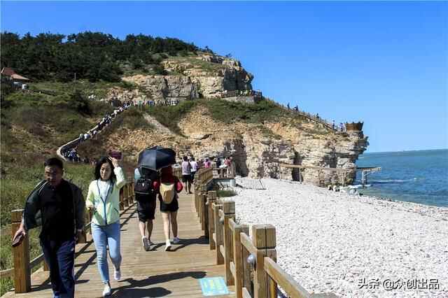 长岛县：拥有交通港口13处，港口泊位21个，有运输船舶52艘