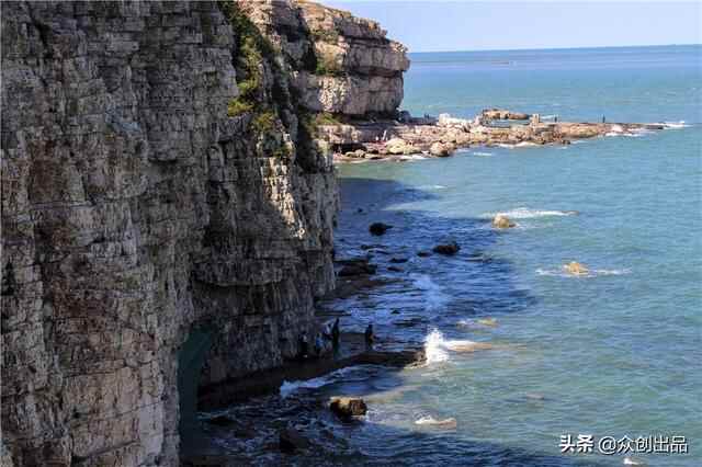 长岛县：拥有交通港口13处，港口泊位21个，有运输船舶52艘