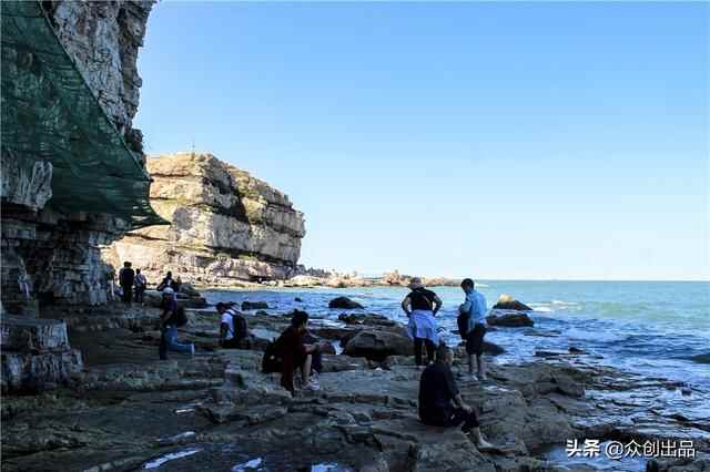 长岛县：拥有交通港口13处，港口泊位21个，有运输船舶52艘