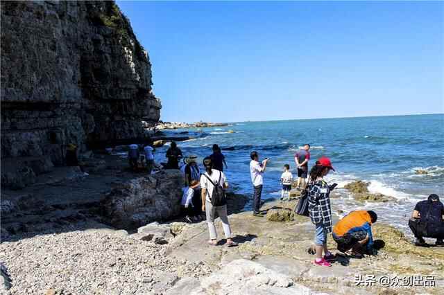 长岛县：拥有交通港口13处，港口泊位21个，有运输船舶52艘