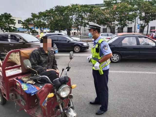 国庆我在岗 | 海阳交警开展为期30天的道路交通安全环境大整治专项行动