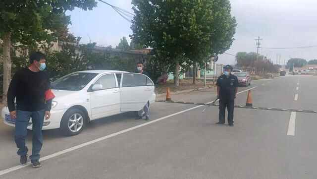 栖霞市**道镇：维护出行秩序，保障生命安全