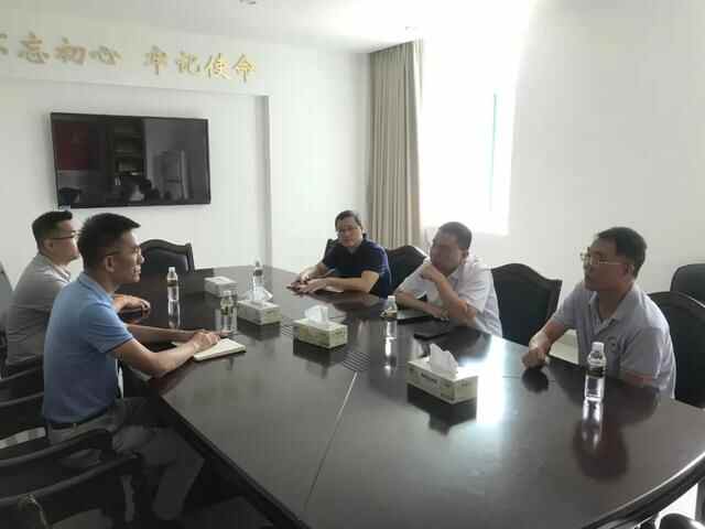 澄迈县**党组书记、代理检察长吴绍维到老城、福山检察室慰问调研