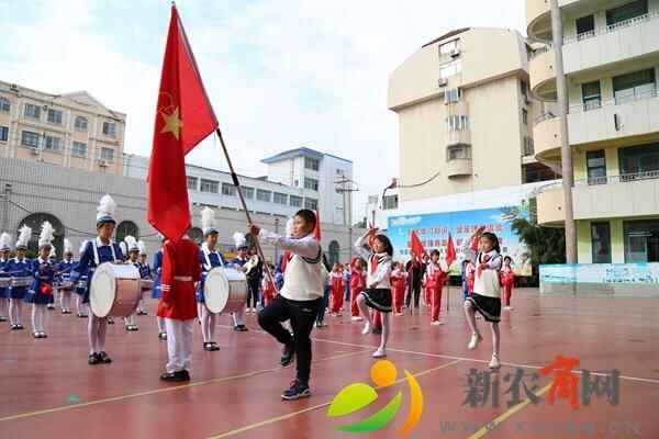 莱州市二实小：高举队旗跟党走 争做新时代好队员