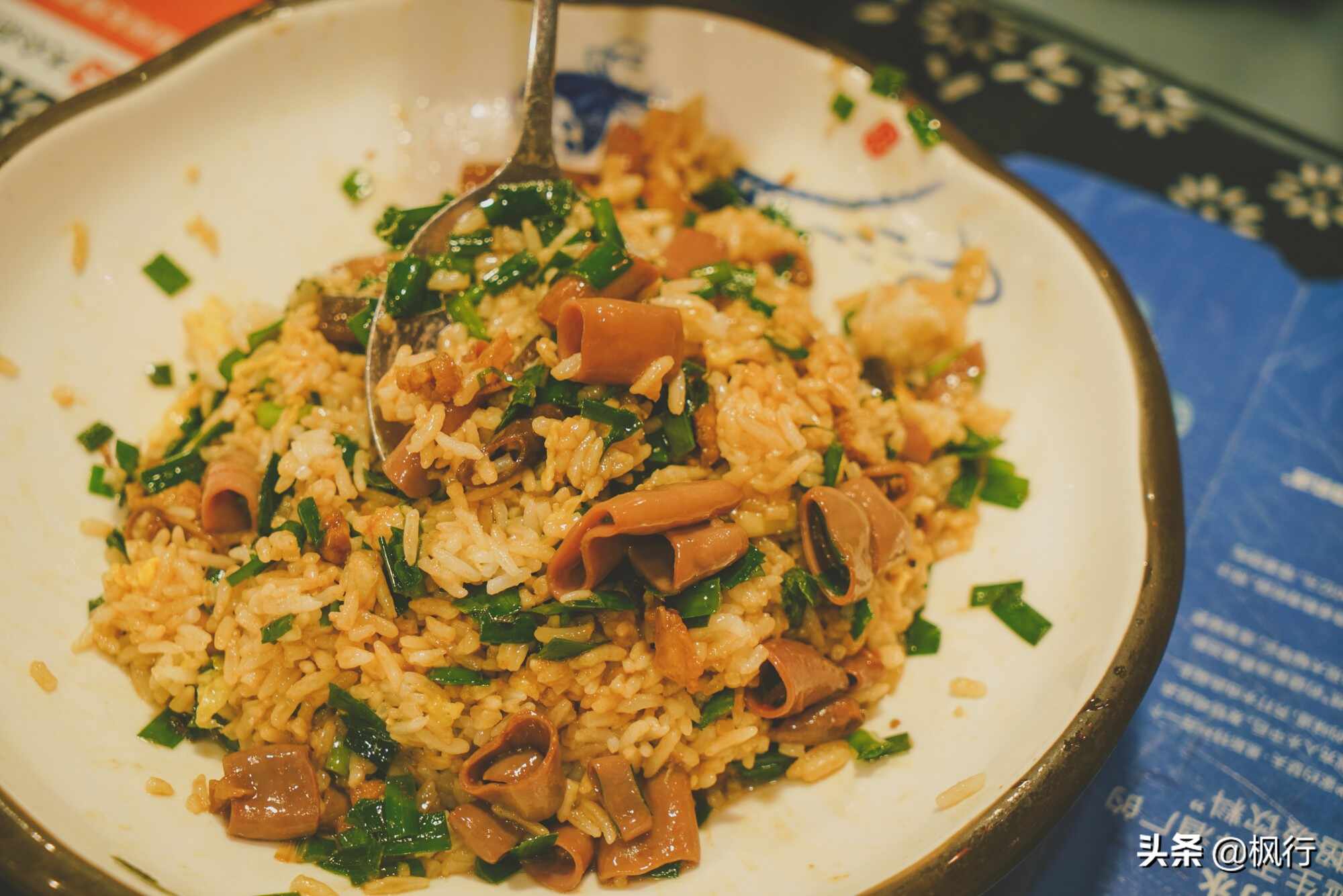 2天烟台旅游可以吃到啥？这4家餐厅14道美食经济实惠都是经典