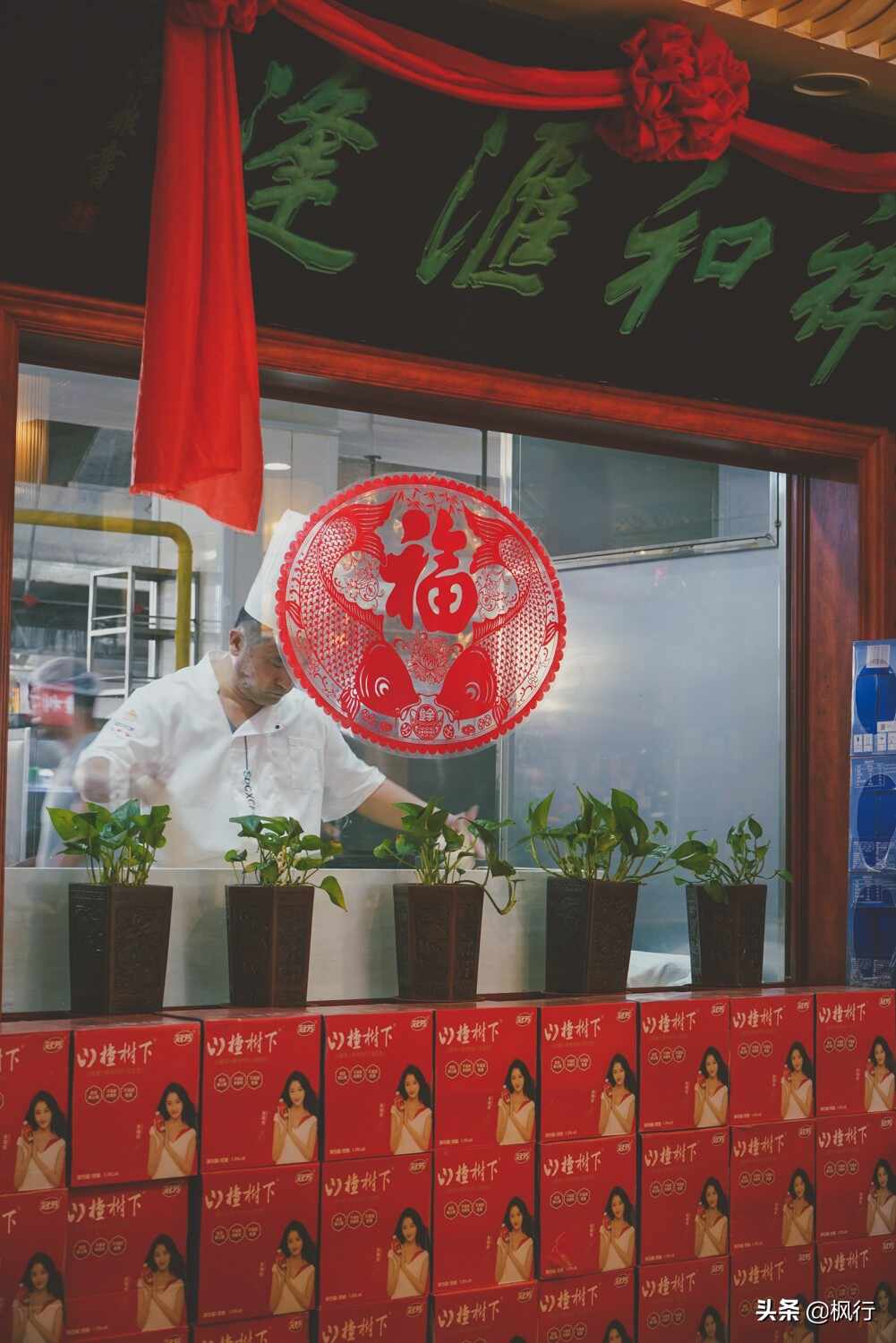 2天烟台旅游可以吃到啥？这4家餐厅14道美食经济实惠都是经典