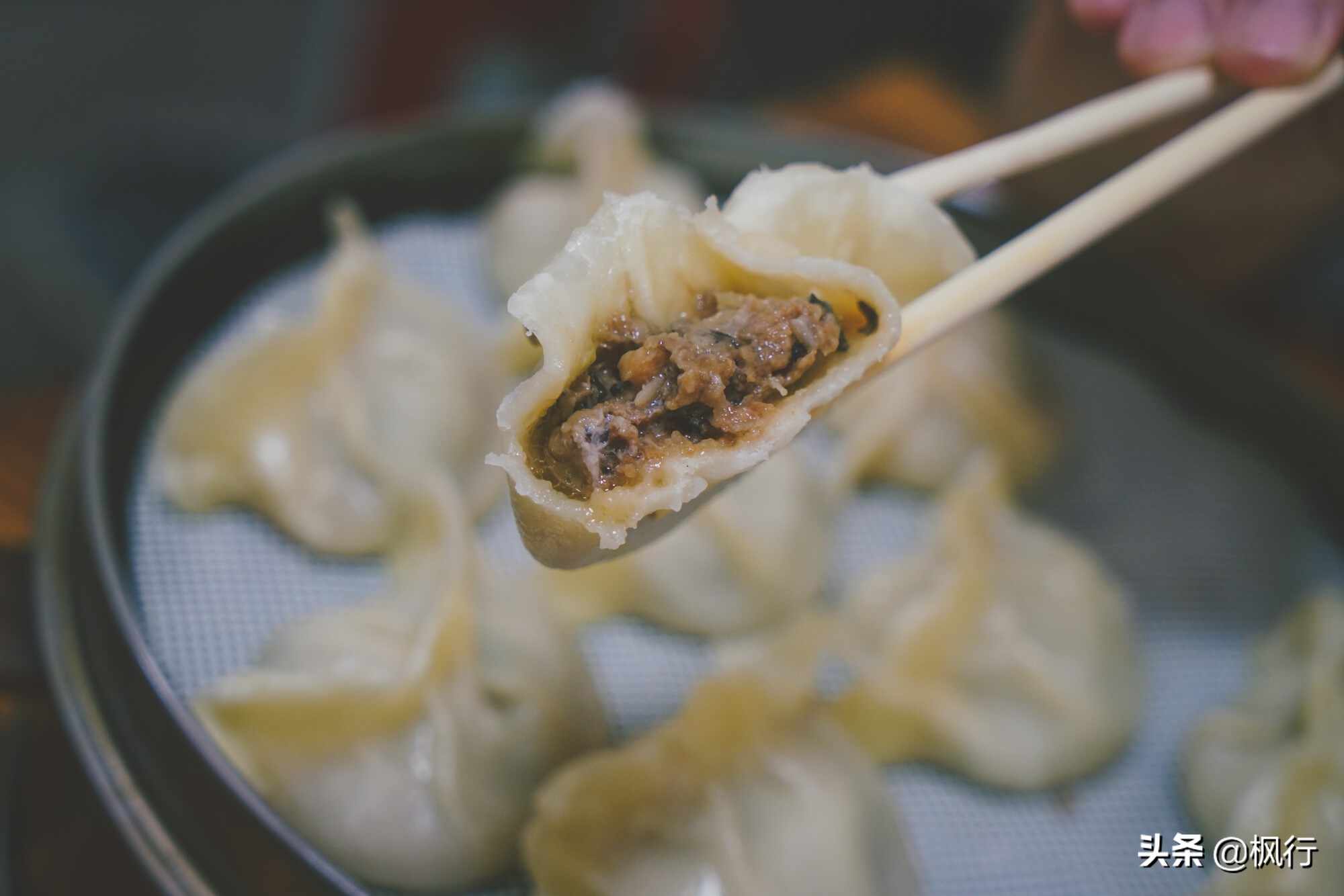 2天烟台旅游可以吃到啥？这4家餐厅14道美食经济实惠都是经典