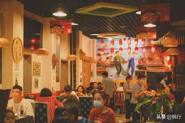 2天烟台旅游可以吃到啥？这4家餐厅14道美食经济实惠都是经典