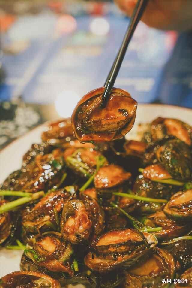 2天烟台旅游可以吃到啥？这4家餐厅14道美食经济实惠都是经典